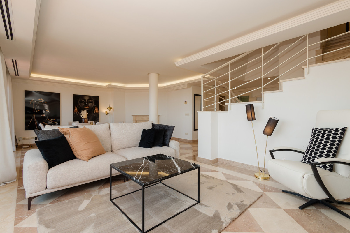 Luxury 3 bedroom penthouse at Nueva Andalucia